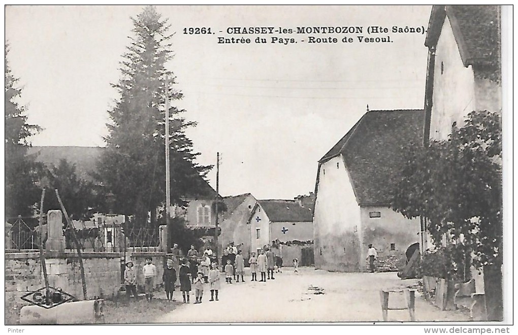 CHASSEY LES MONTBOZON - Entrée Du Pays, Route De Vesoul - Autres & Non Classés