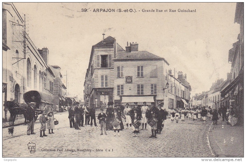 ARPAJON  - Grande Rue Et Rue Guinchard - Arpajon