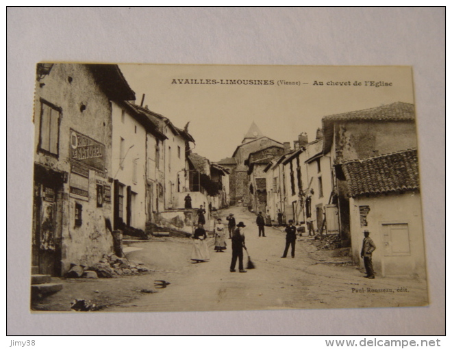 VIENNE-AVAILLES LIMOUSINES-AU CHEVET DE L'EGLISE ED ROUSSEAU ANIMEE - Availles Limouzine