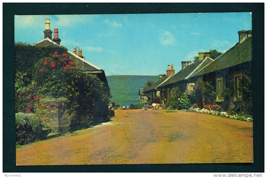 SCOTLAND  -  Luss  Dunbarton  Unused Postcard As Scan - Dunbartonshire