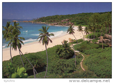 La Digue ; Petite Anse - Seychelles