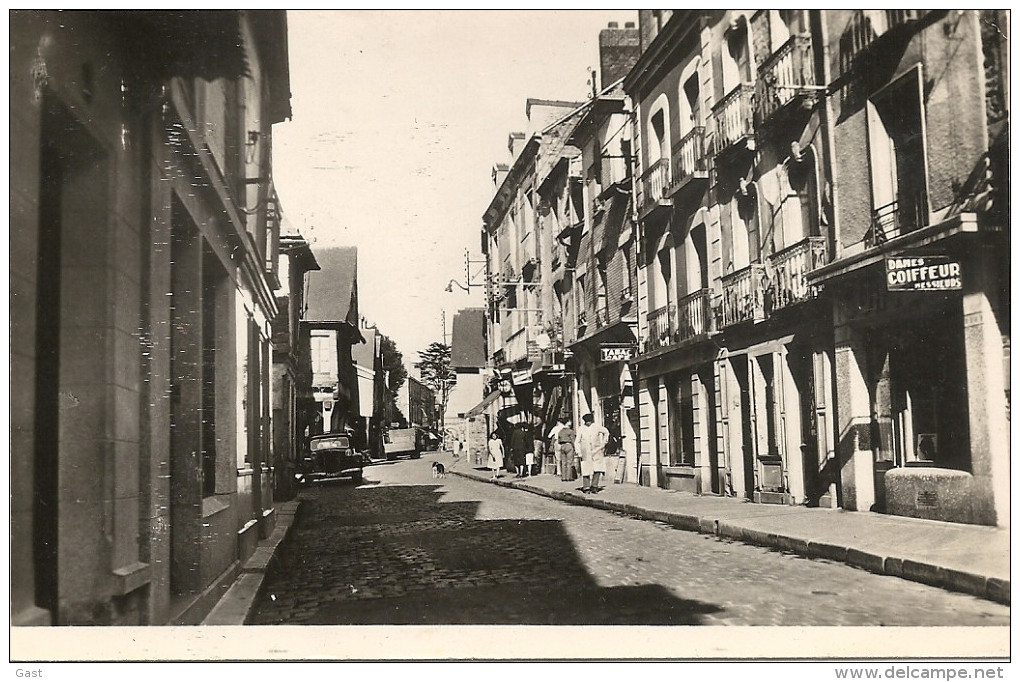 35  VITRE    RUE  DE  PARIS - Vitre