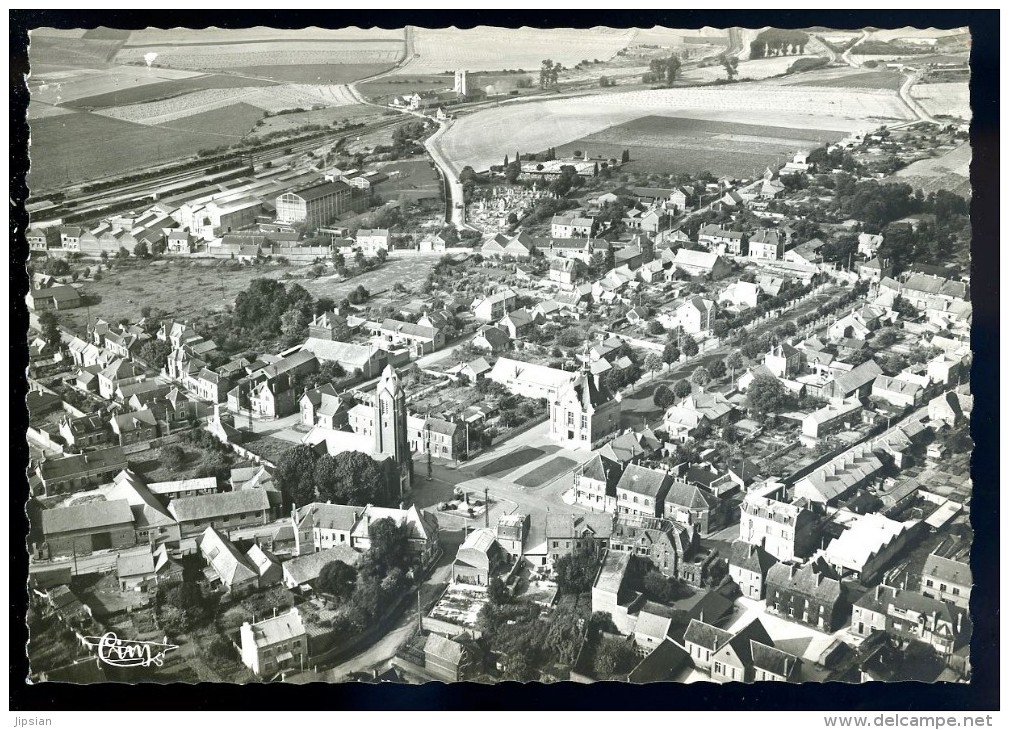 Cpsm Du 80 Roisel Vue Aérienne , La Place De L' Hôtel De Ville    JA15 8 - Roisel