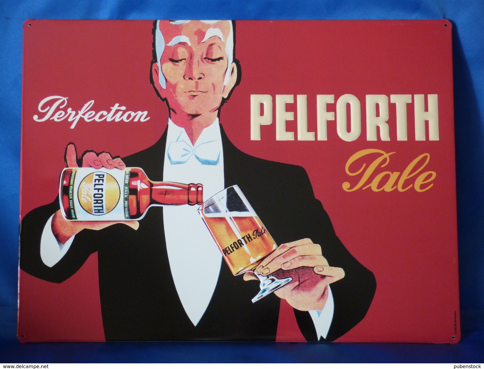 Plaque Métal "PELFORTH" Bière. - Targhe In Lamiera (a Partire Dal 1961)