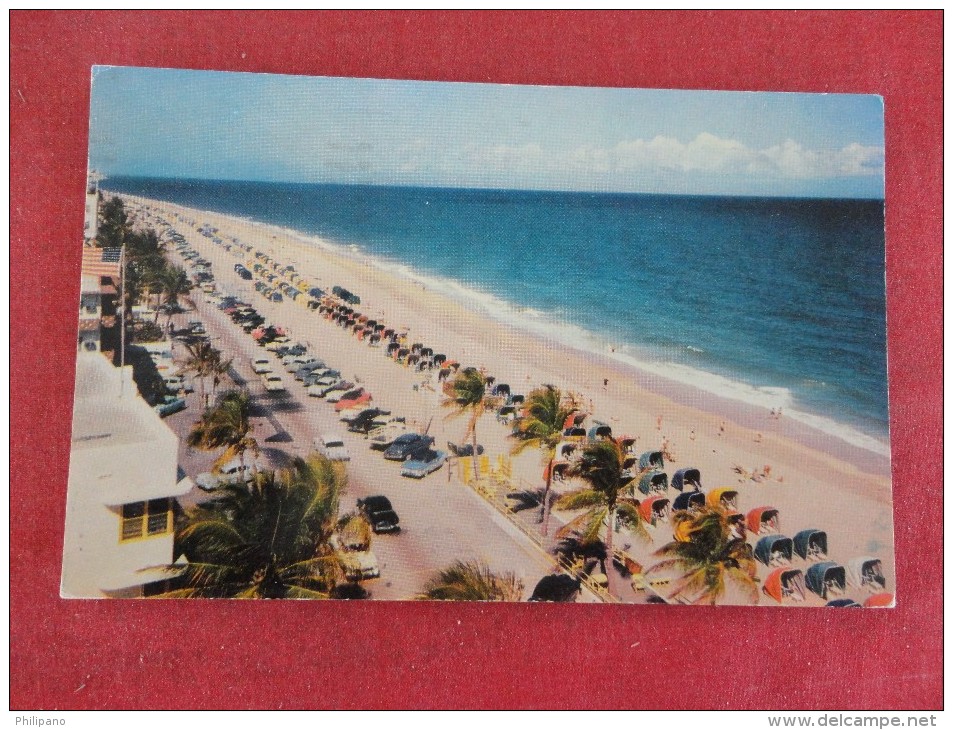 - Florida> Fort Lauderdale  Rows Of Cabanas On Beach  Reference 1675 - Fort Lauderdale