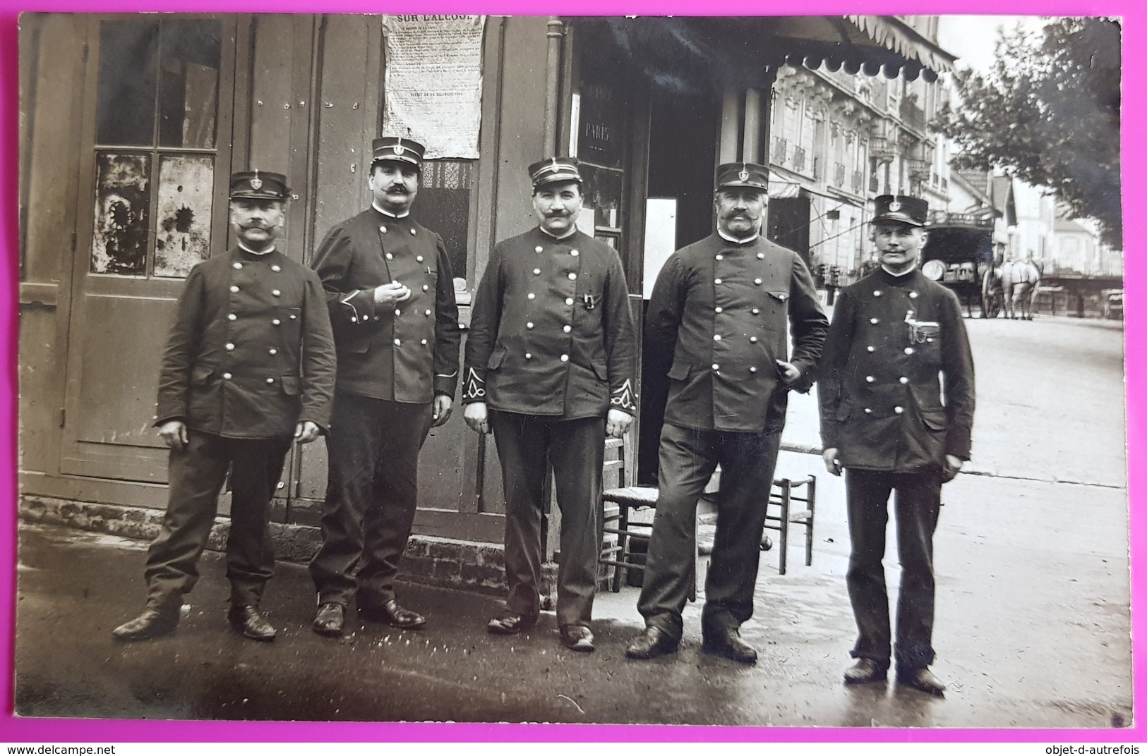 Carte Photo Octroi De Paris 1907 Gros Plan Police Policiers Très Bon état - Autres & Non Classés