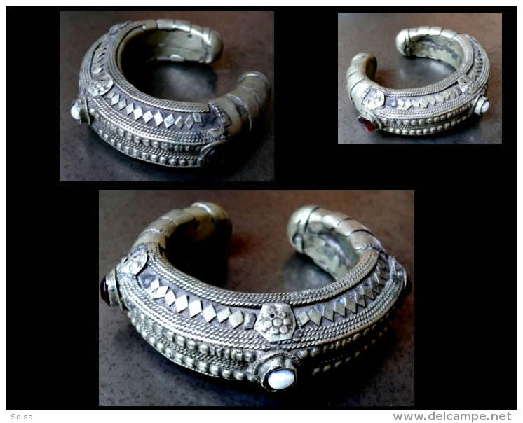 Ancien Bracelet Afghan / Old Afghani Metal Bracelet - Volksschmuck