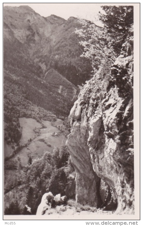 (74-Haute-Savoie) THORENS-GLIERES  " La Vallée D´Usilon Et Le Parmelan " - Thorens-Glières