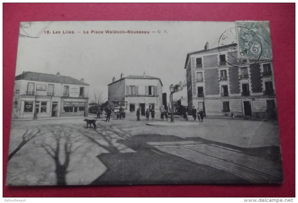 Cp Les Lilas La Place Waldeck Rousseau - Les Lilas