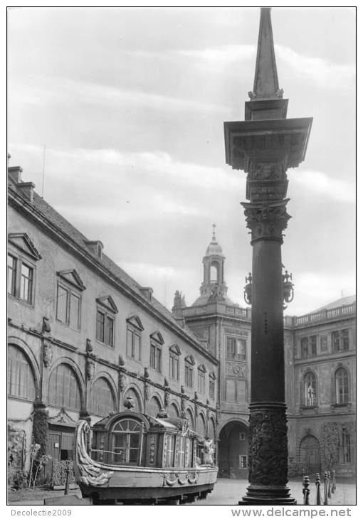 BG2492 Dresden Stallhof Mit Johanneum Gewehrgalerie  CPSM 14x9.5cm Germany - Dresden