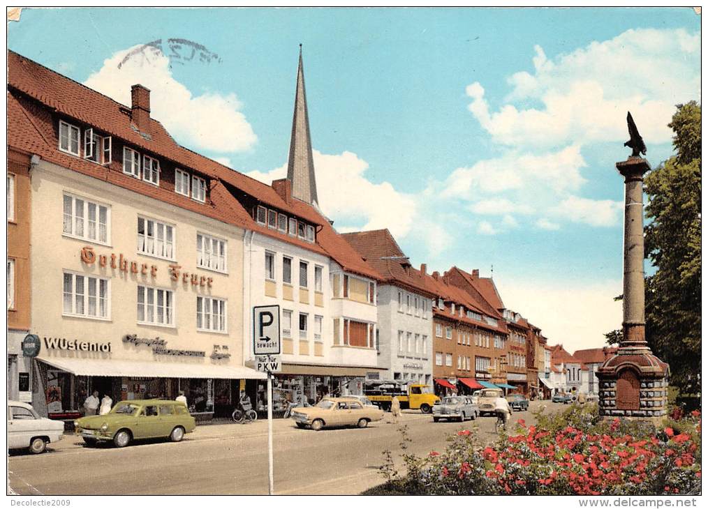 BG1414  Uelzen Veersser Strasse Car Voiture Auto  CPSM 14x9.5cm  Germany - Uelzen