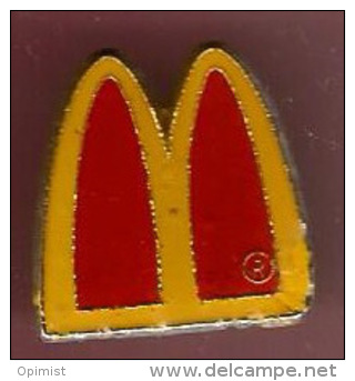 41047-Pin's.McDonald's..a Limentation.Hamburger.Ame Rican Burger. - McDonald's