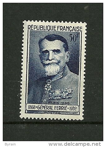 FRANCE  1949     N° 847     Général  Ferrié      Neuf Avec Trace - Neufs