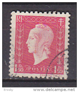 M0556 - FRANCE Yv N°691 - 1944-45 Marianne Of Dulac