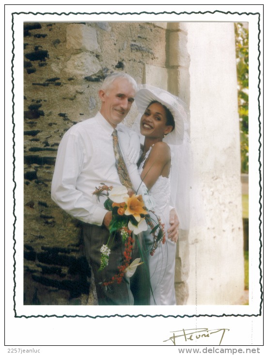 Photo De Mariage Format  11 X 13.5 Cm   Année 2000 - Otros & Sin Clasificación