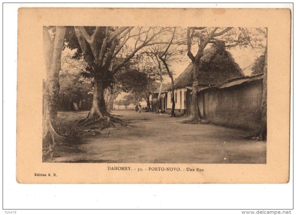 AFRIQUE---DAHOMEY---PORTO-NOVO--une Rue--voir 2 Scans - Dahome