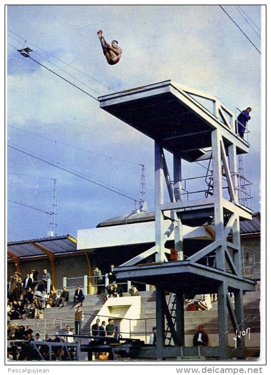 CP PLONGEON DEHAUT VOL AU STADE GEORGES VALLEREY - High Diving