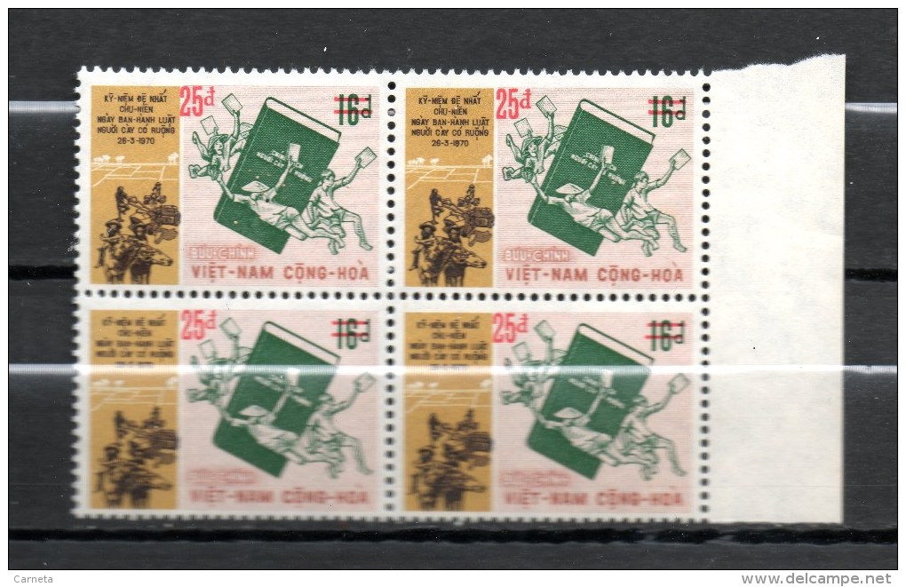 VIETNAM DU SUD N°  497B EN BLOC DE QUATRE NEUFS SANS CHARNIERE COTE  8.00€  REFORME AGRAIRE - Vietnam