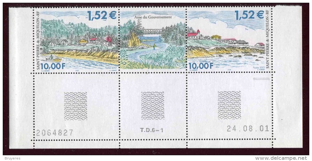 Tryptique** Avec Vignette Centrale "Anse Du Gouvernement" (YT 750 Et 751 - 2001) Avec Date 24.08.01 - Unused Stamps