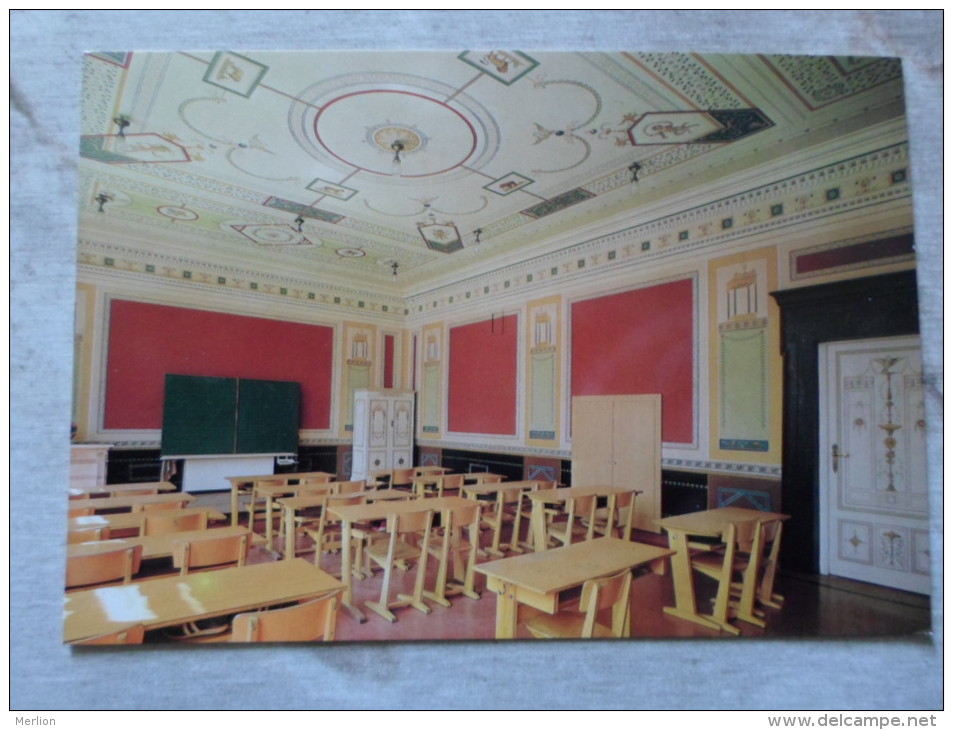 Austria - Berndorf  Pompejanisches Pompei Klassenzimmer - Volksschule Hauptschule Schule Kislingerplatz   N.Ö.   D123605 - Berndorf