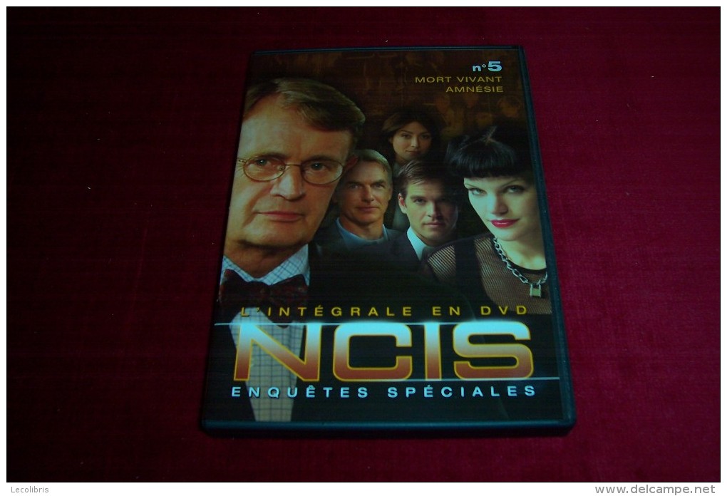 LOT DE 5 DVD °   CRIM   +  4  NCIS LOT  No  6 - Collections & Sets