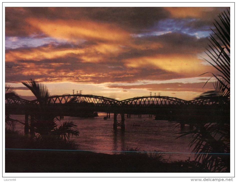 (699) Australia - QLD - Bundaberg Burnett River Bridge At Sunset - Great Barrier Reef
