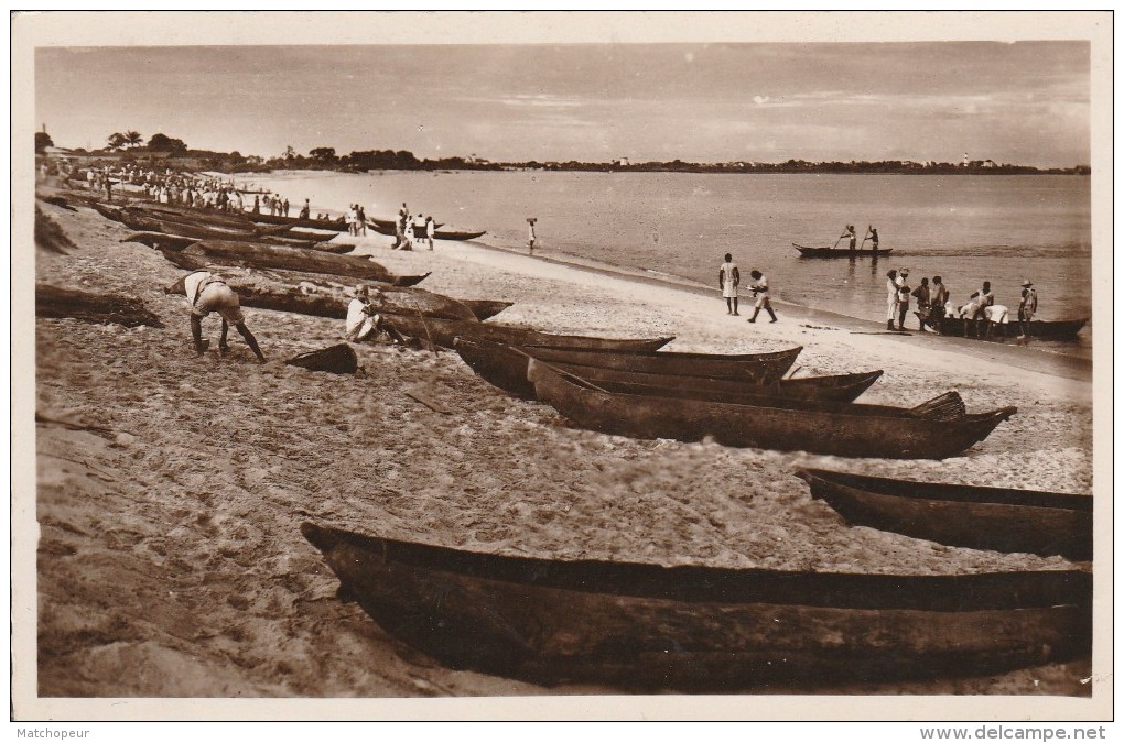 CONGO - POINTE NOIRE - PIROGUE DE PECHE - Pointe-Noire