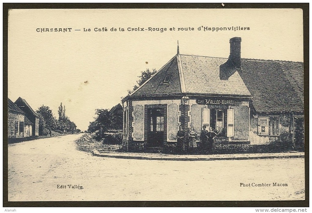 MONTLANDON L'Entrée Du Bourg Vers Paris Peugeot (Marco) Eure & Loir (28) - Autres & Non Classés