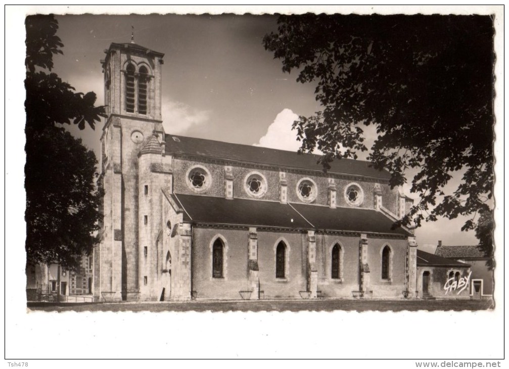 85----CHAILLE LES MARAIS--l'église--voir 2 Scans - Chaille Les Marais