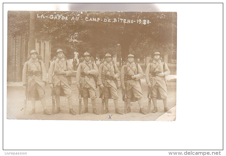 Carte Photo, La Garde Du Camp De Bitche 1930 ,  Voyagé - Kazerne