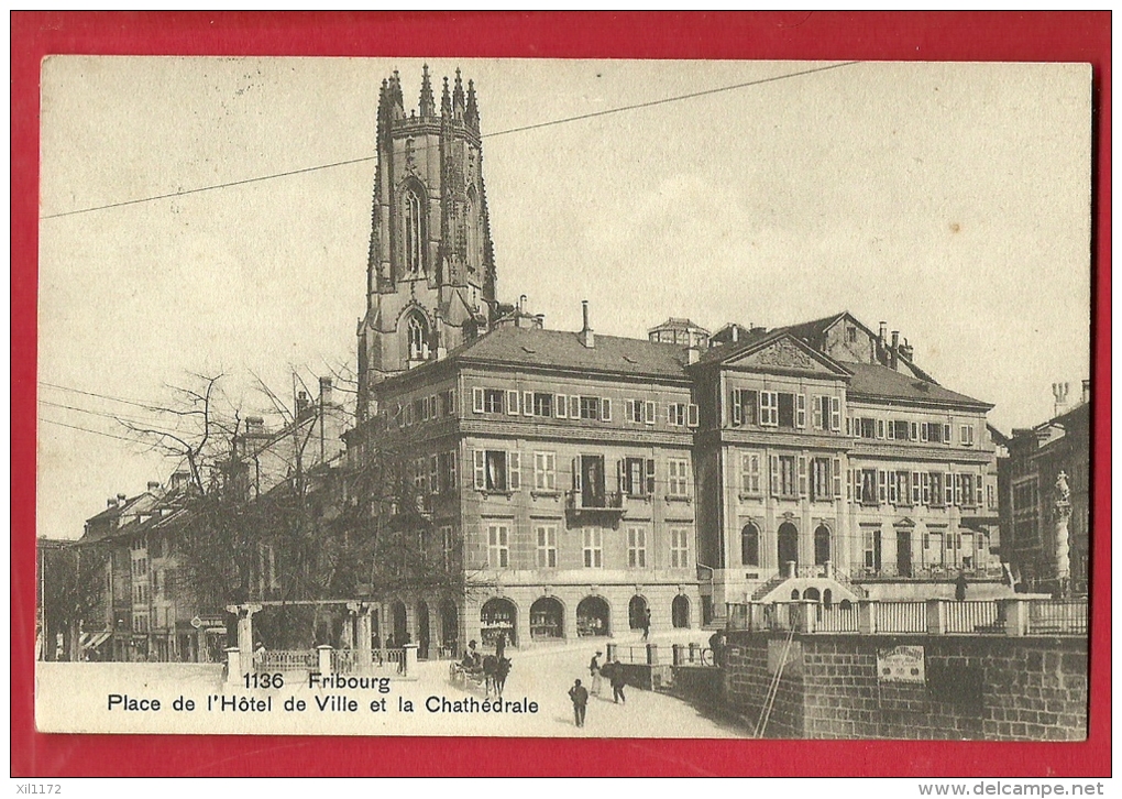 DSR-17  Fribourg  Place Hôtel De Ville Et Cathédrale, Petite Animation. Cachet 1924 - Fribourg