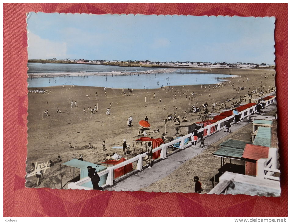 Cpsm  Saint GILLES Sur VIE , 1433 , La Plage à Marée Basse (1.819) - Saint Gilles Croix De Vie