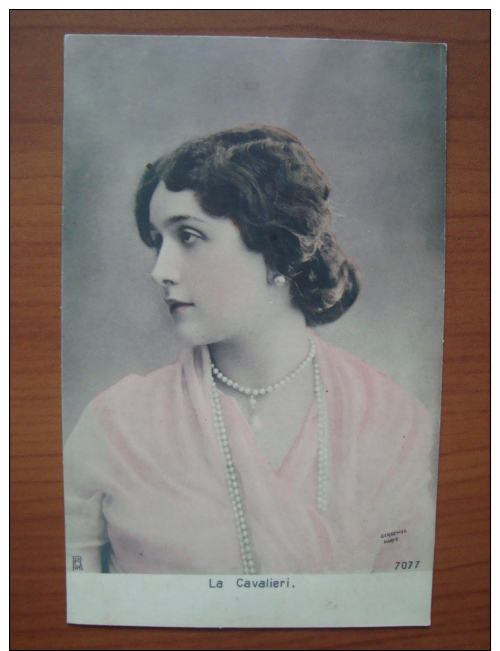 LA CAVALIERI - Soprano Ed Attrice - Acteurs