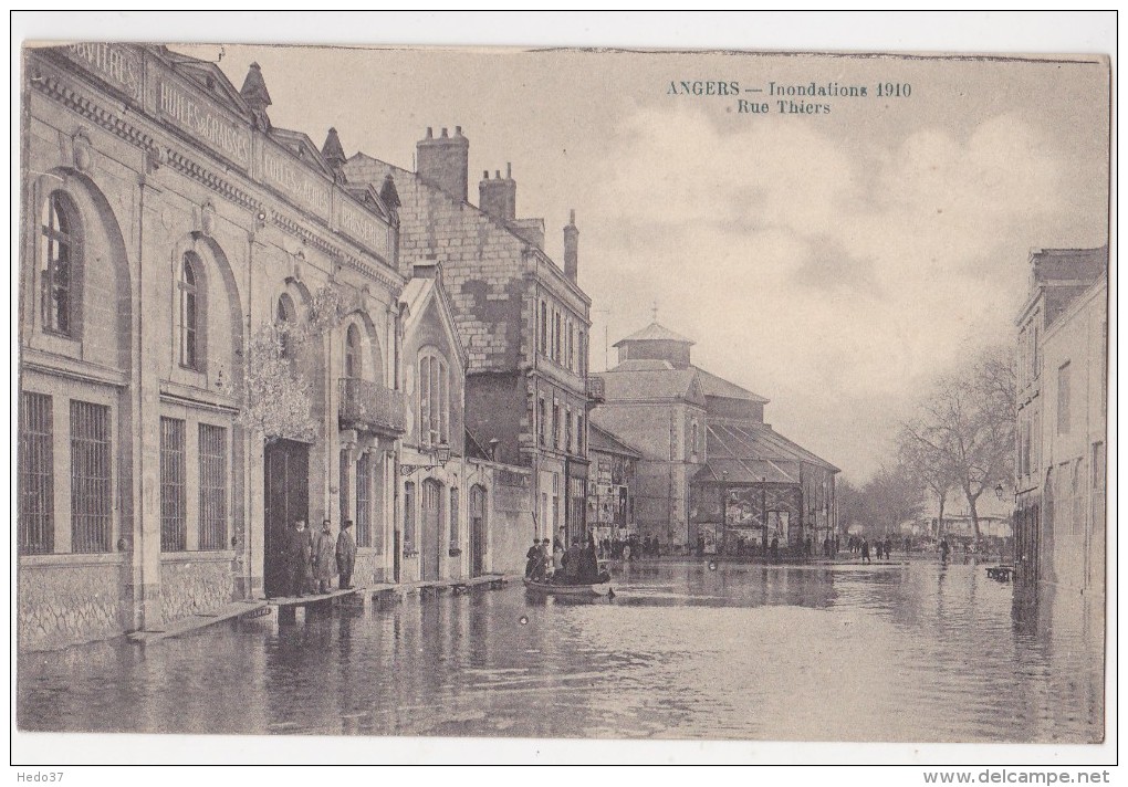 Inondations 1910 - Rue Thiers - Angers