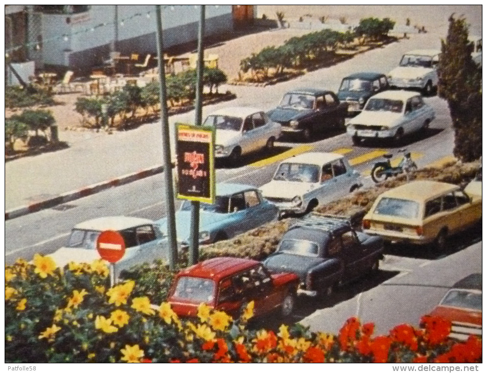 CITROEN DS.ET DIVERSES AUTRES. FREJUS-PLAGE (83).ANNEES 70.TBE. - Turismo