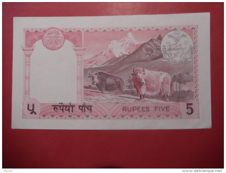 BANCONOTA NEPAL - RUPEES FIVE - Nepal