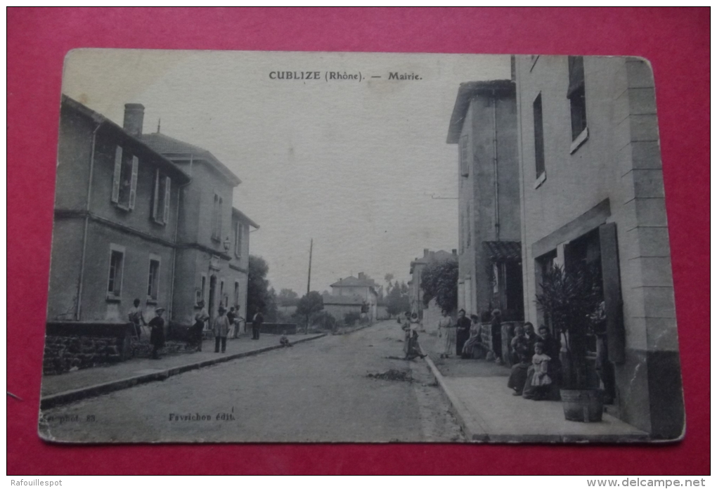 Cp  Cublize Mairie Animé - Cours-la-Ville