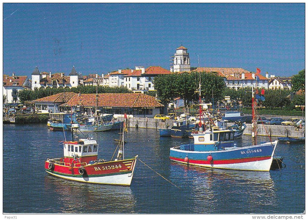 64 - SAINT JEAN DE LUZ - Le Port Et L'Eglise Saint Jean Baptiste - Saint Jean De Luz