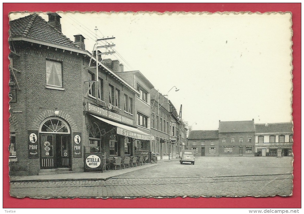 Haacht - Gemeenteplaats - Café : In Den Akker - Cirtoën 2 CV - 1976 ( Verso Zien ) - Haacht