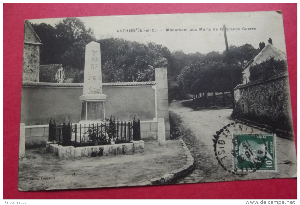 Cp Arthies Monument Aux Morts De La Grande Guerre - Arthies