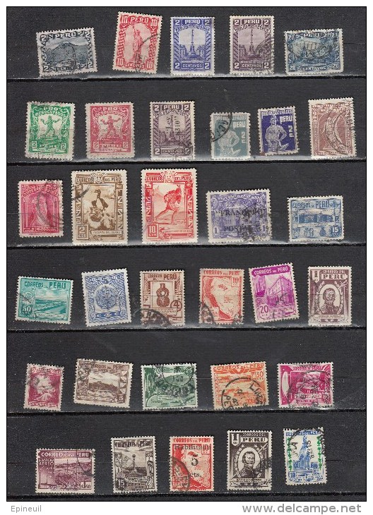 PEROU LOT DE 32 TIMBRES OBLITERES DIFFERENTS - Perú