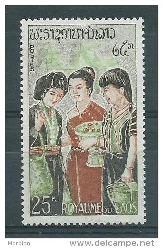 LAOS  Yvert   N° 105 *  ETHNIES - Costumes