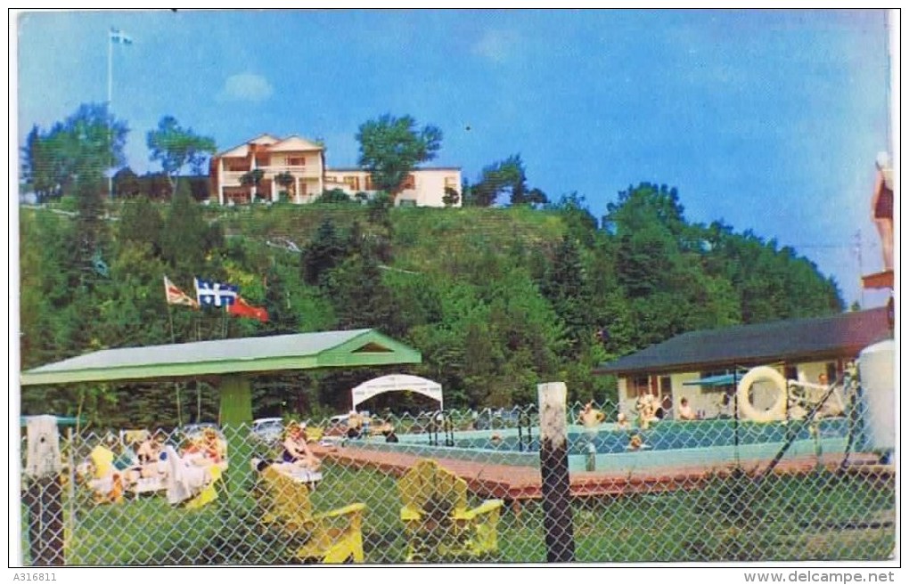 Cpsm L HOTEL DE LA ROCHE PLEUREUSE Ses Motels Sa Piscine Ile Aux Coudres - Autres & Non Classés