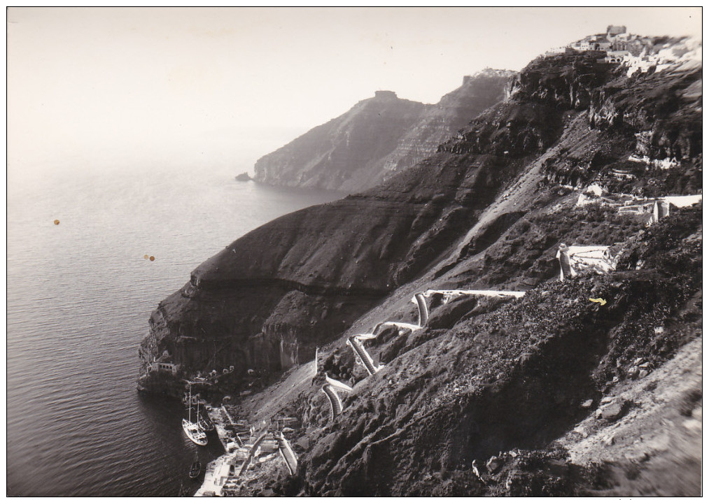 RP: SANTORIN ISLAND , Greece 30-40s : Le Port Et L'Escaeies - Grèce