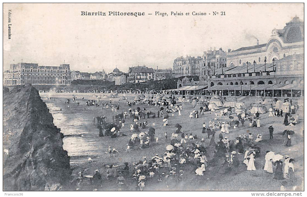 Lot sympa de 83 CPA de Biarritz 100% SCANNEES Plage Port Casino Rues etc.