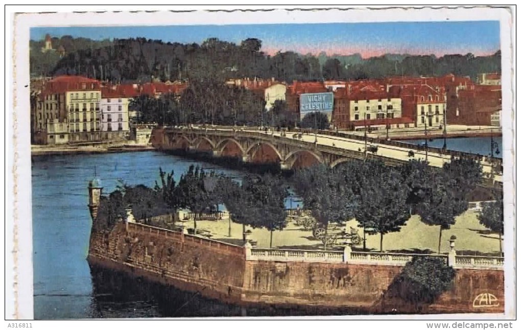 Carte Photo  BAYONNE Le Réduit Et Le Pont Saint Esprit (pub Vichy Celestin) - Bayonne