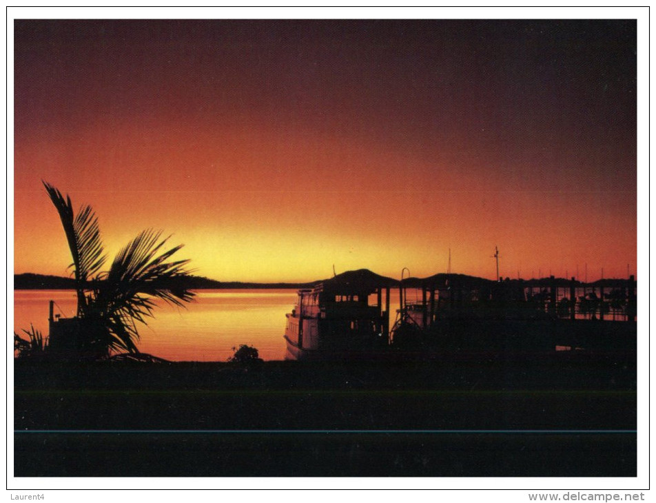 (912) Australia - QLD - Capricorn Coast Sunset - Far North Queensland