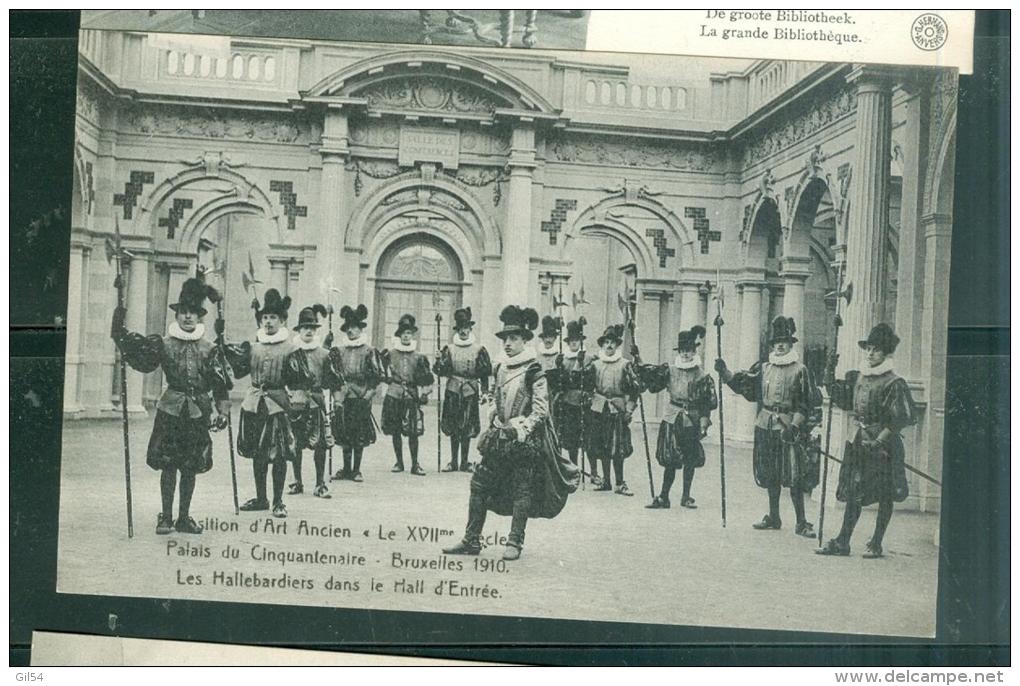 Exposition Art Ancien Le 17è Siècle Palais Du Cinquantenaire Bruxelles 1910  Hallebardiers Ds Le Hall D'entrée   Fai48 - Museen