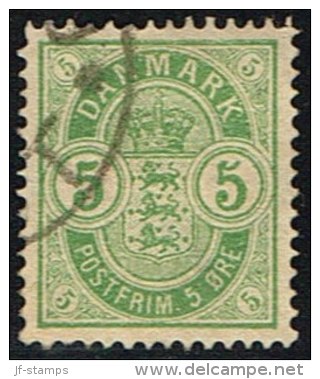 1884. Coat-of Arms. Large Corner Figures. 5 Øre Green. Perf. 14x13½. Variety Hook On 5. (Michel: 34YA) - JF158484 - Ongebruikt