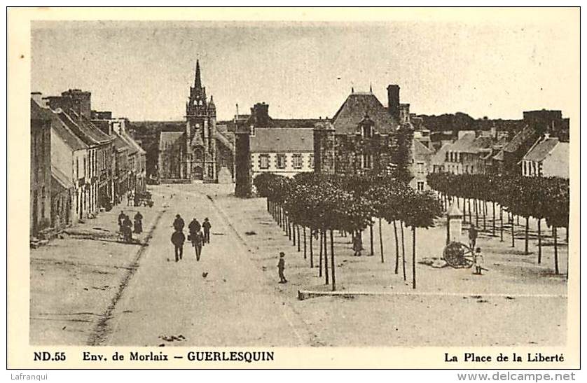 Dept Div -finistere -ref X413- Environs De Morlaix - Guerlesquin - La Place Et La Liberté  - Carte Bon Etat  - - Guerlesquin